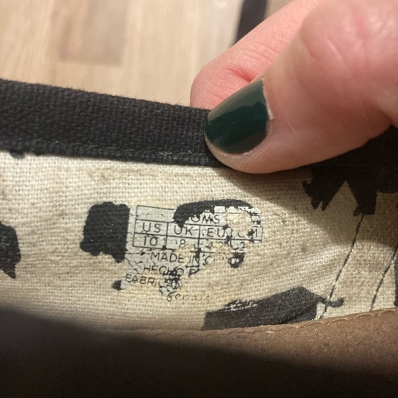 Toms Black Slip-ons - Picture 5 of 5